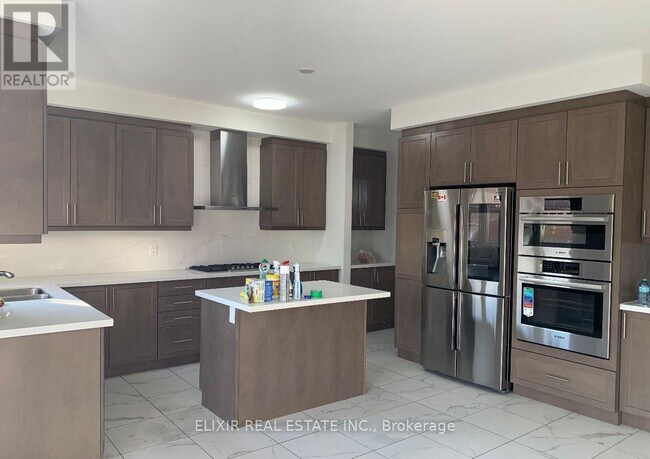 Photo - 110 Brushwood Dr