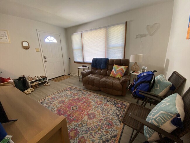 Photo - 1BD/1BA Rental Near North Village Arts District & East Campus Unidad #1