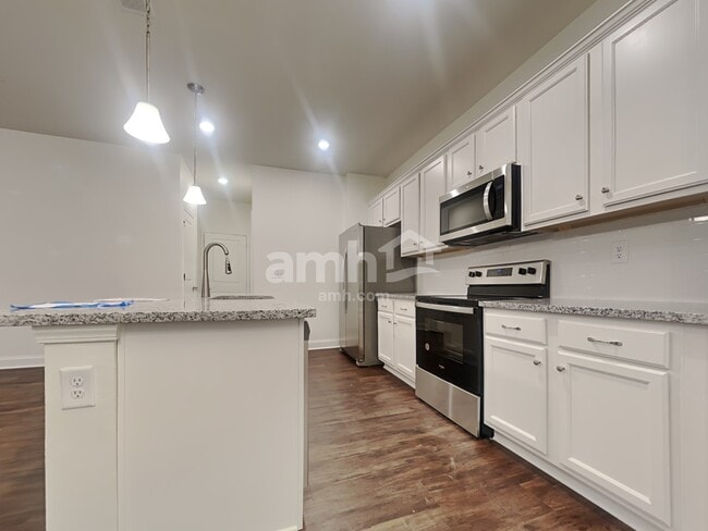 Photo - 475 Summit View Ct