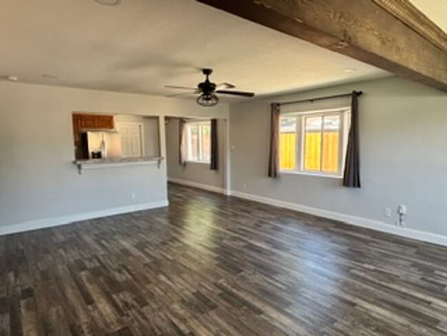 Photo - Beautiful Remodeled Home in Tehachapi!