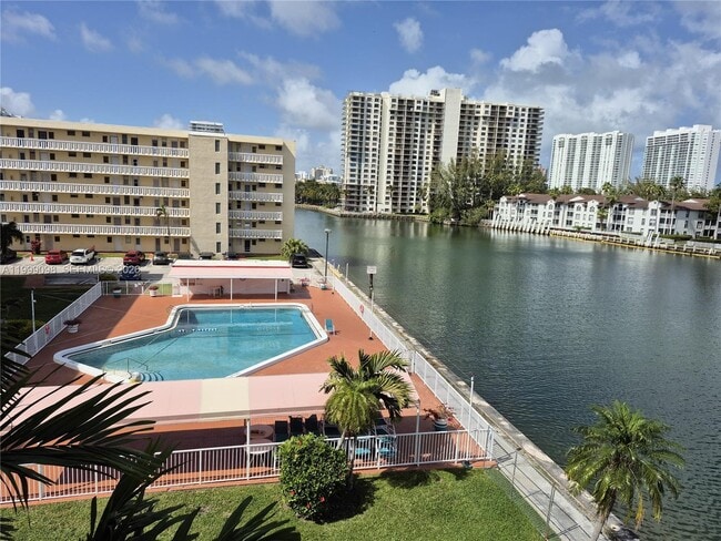 Photo - 2980 Point E Dr Unit D407