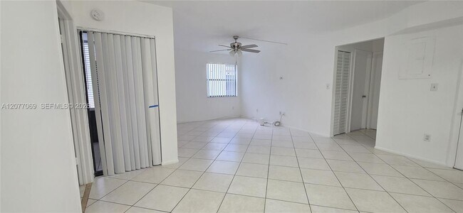 20125 NE 3rd Ct Unit 3