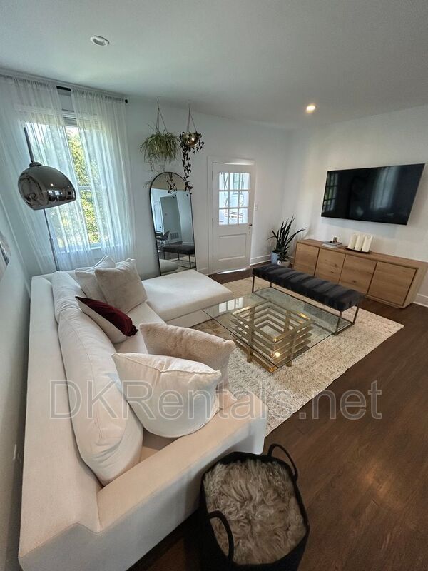 Photo - 128 Peachtree Memorial Dr NW