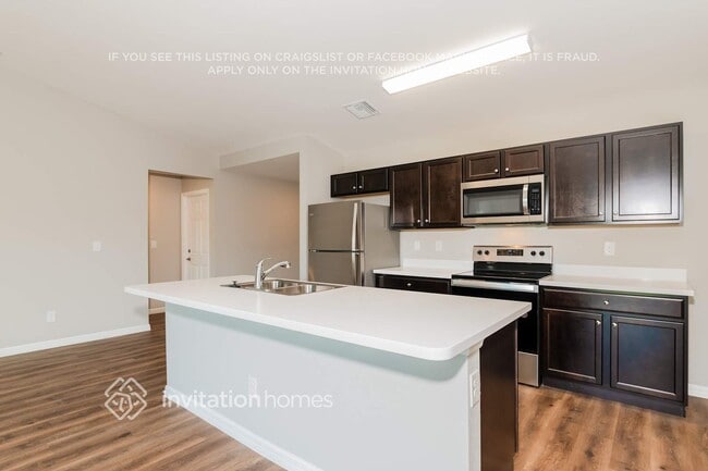 Photo - 714 Munich St NW