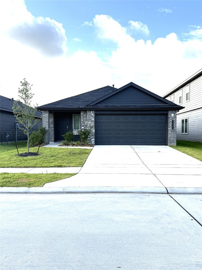 Building Photo - 1111 Tempranillo Wy