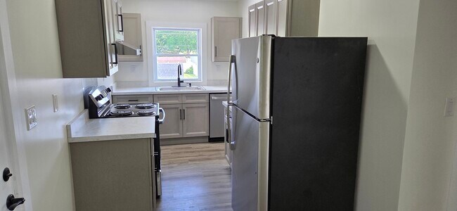 Photo - 1009 East Ave Unit 2