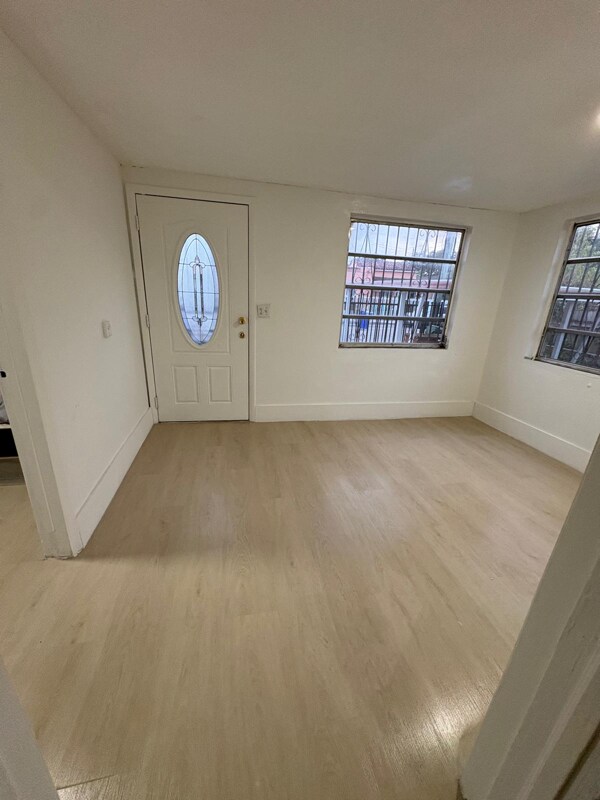 Photo - 2035 NW 26th St Unit 1