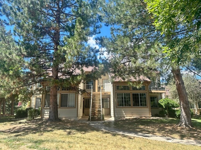 Building Photo - Charming 2 Bedroom Condo in Boulder's Powderhorn Community
