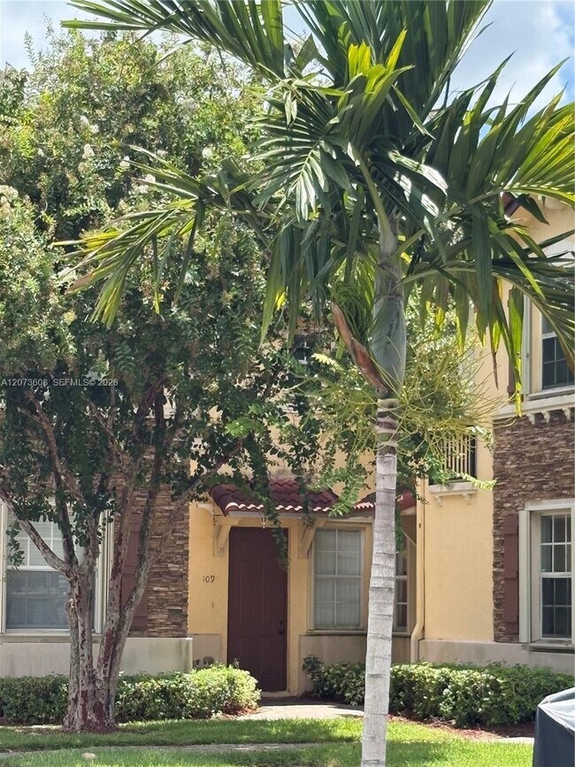 1555 NE 33rd Rd