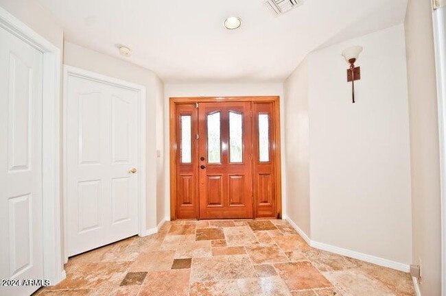Photo - 2322 S Rogers