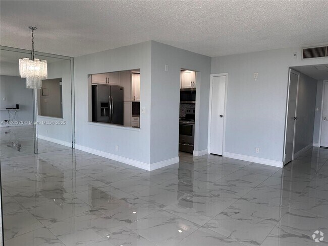 Building Photo - 20335 W Country Club Dr Unit 2601 Rental