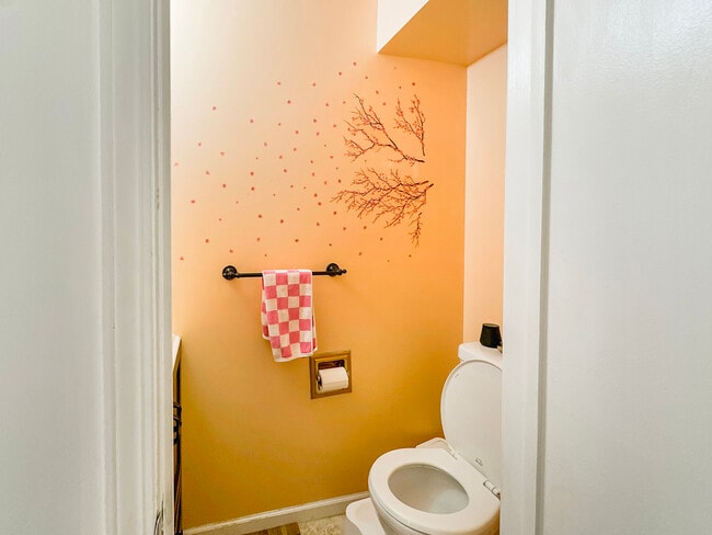 Photo - 204 Inverrary Ln