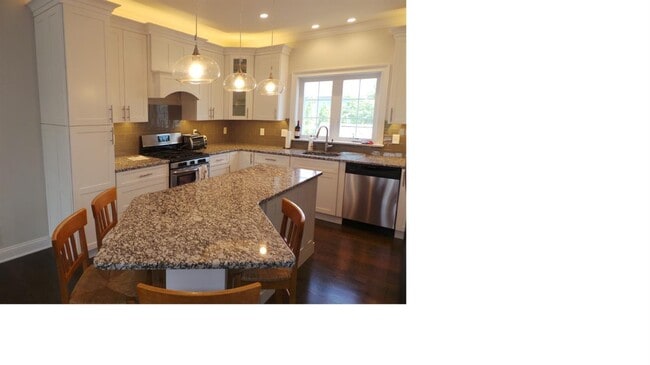 Photo - 312 St Louis Ave