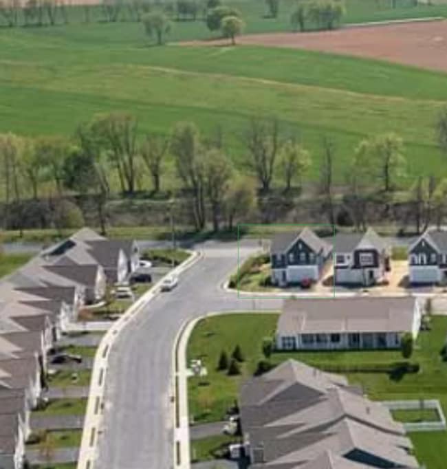 Photo - 801 Barn Swallow Wy