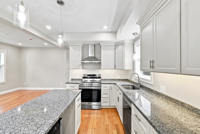 517 E 3rd St Unidad 1