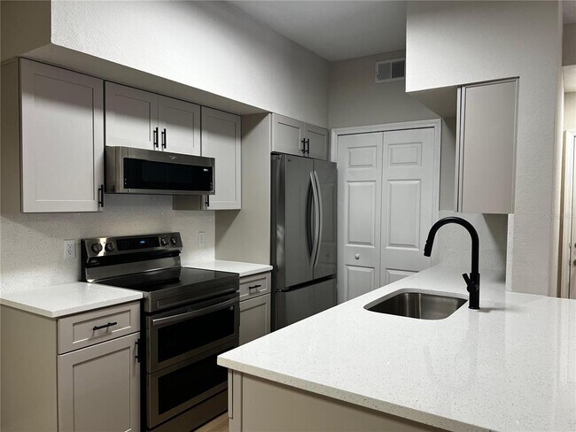 Photo - 13102 Mulberry Park Dr Unit 917