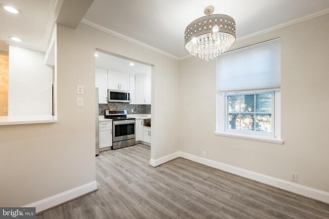 Building Photo - 3888 Porter St NW Unit A343