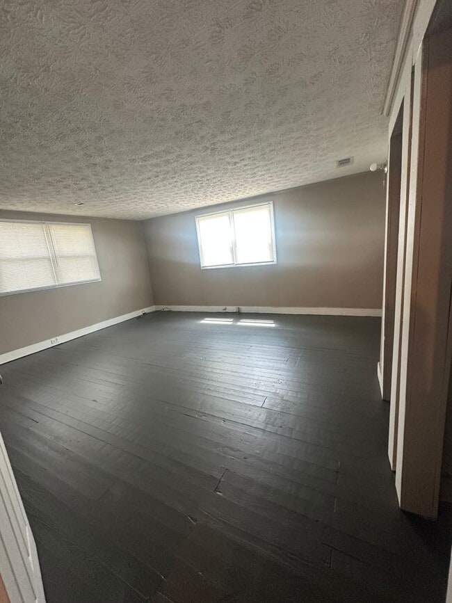 Photo - 3 Bed/1 Bath House