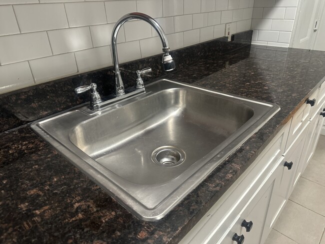 Photo - 115 Fairview Ave