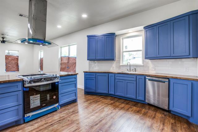 Photo - 3423 S Harwood St