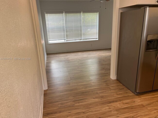 Photo - 6117 SW 18th St Unidad 6117A
