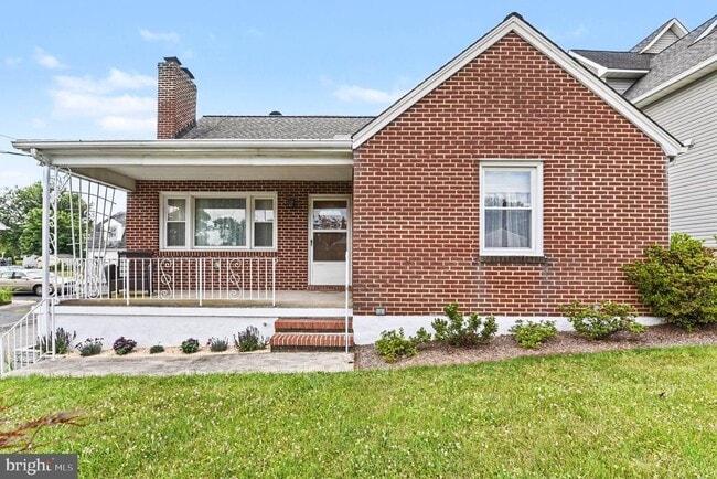 Building Photo - 4125 Cliffvale Rd