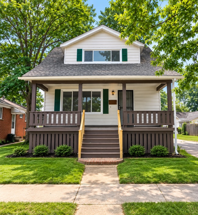 Building Photo - Section 8 Approved! Low Move in Cost