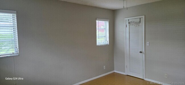 1621 NW 46th Ave Unit 101