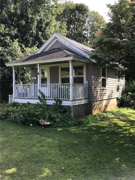 Building Photo - 4 Maple St Rental