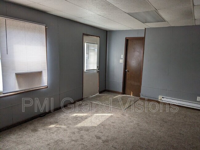 Photo - 2 E Jefferson Ave