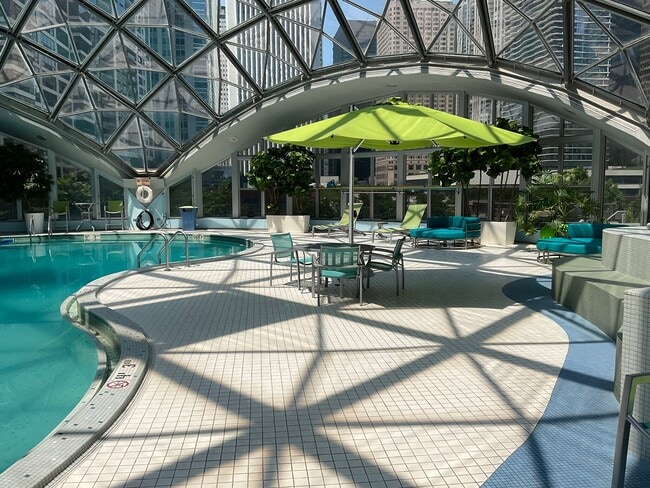 Photo - 400 E Randolph St Unidad 1616