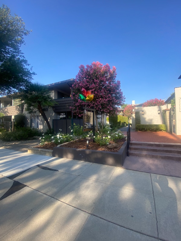 Photo - 283 S El Molino Ave Unidad 12