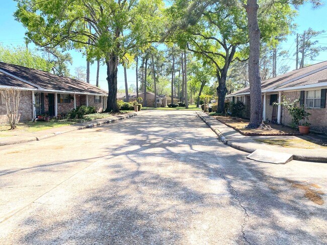 Photo - SPRING BRANCH CONDO Unit 23