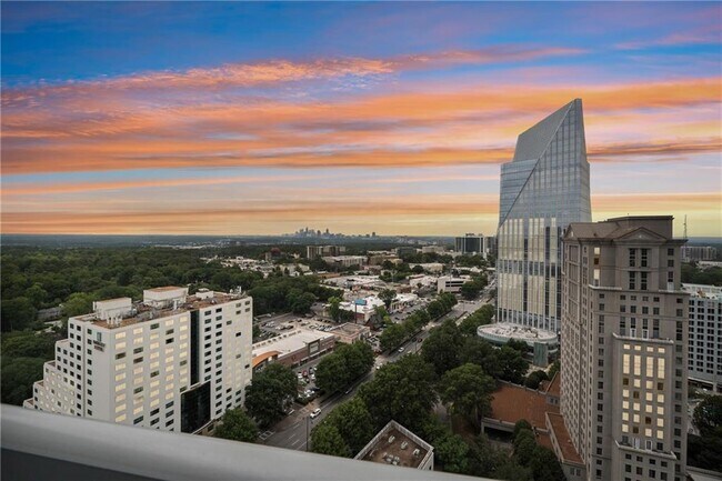 Photo - 3324 Peachtree Rd NE Unit 2304