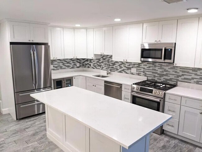 Photo - 137 Pleasant St Unit #11