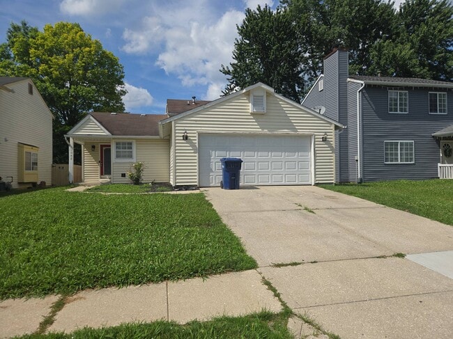 Building Photo - 11042 Amburg Ct