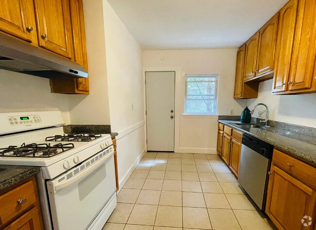 Building Photo - 20 Shanley St Unit 2R Rental
