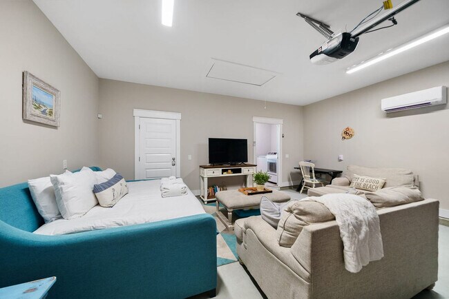 Photo - 121 Christmas Tree Ln Unit SI ID1511625P