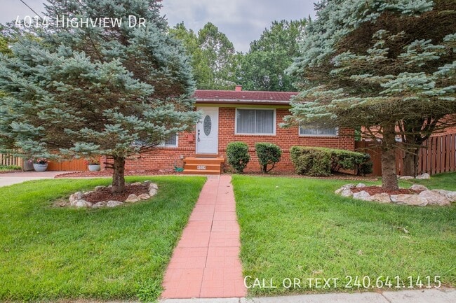 Building Photo - 4014 Highview Dr