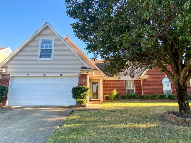 Building Photo - 3 bed, 2 bath house with fresh paint, appliances in Southaven