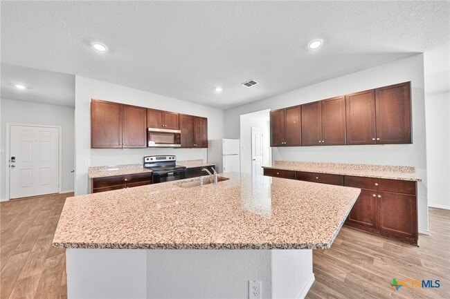 Building Photo - 813 Indigo Wy Rental