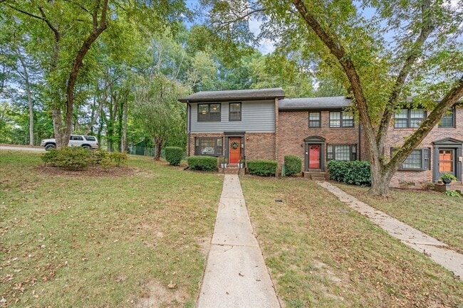 Photo - 541 N White St