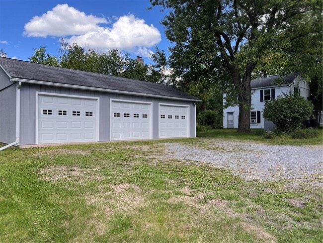 Building Photo - 410 N Main St Rental