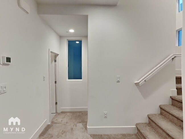 Photo - 1634 Portside Way