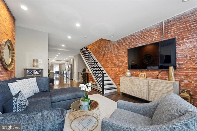 Building Photo - 1717 S 13th St Rental