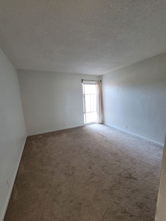 Photo - Spacious & Modern 1 Bedroom Condo