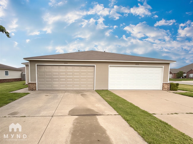Building Photo - 5806 N 34th St
