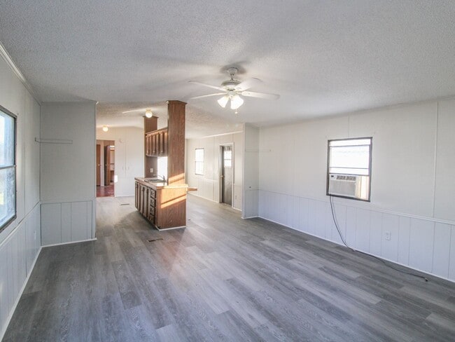 Photo - Close to downtown Pulaski!