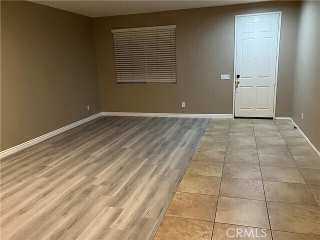 Photo - 6442 Lotus St