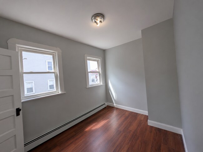 662 State St Unit 1
